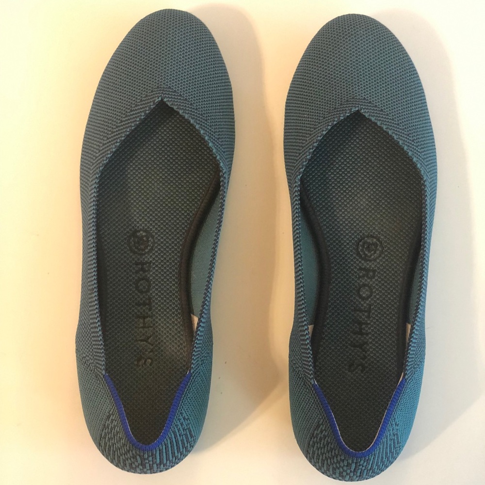 VGUC Rothy's Spruce Python Flats size 8.5
